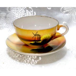 TREE-IN-THE-MEADOW DEMITASSE SET